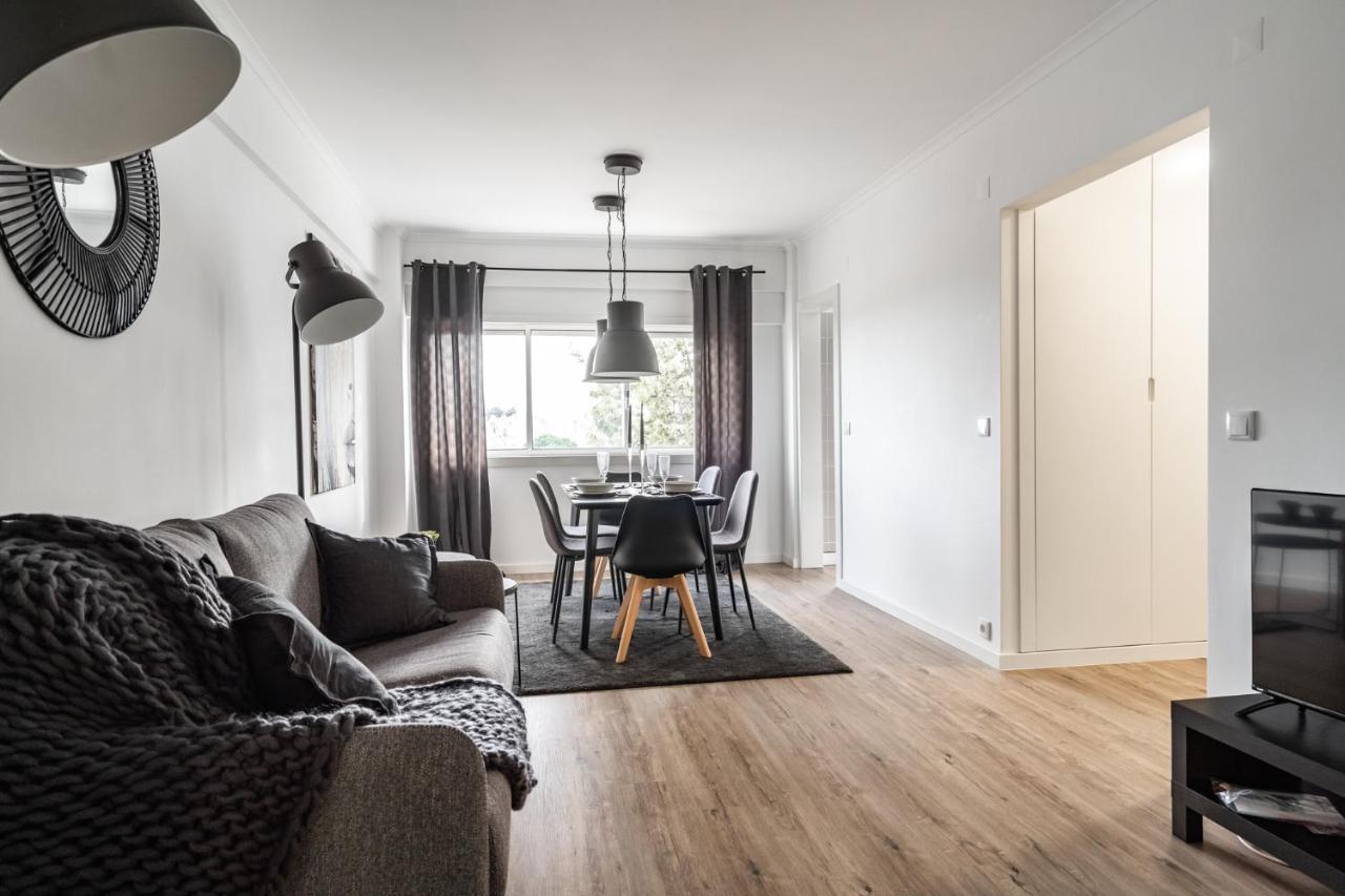 Akicity Penha Ebony Lisbon Exterior photo